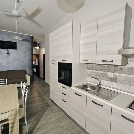 Etnapartment 1 *
