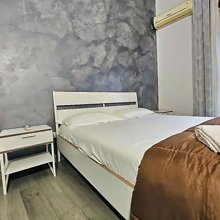 Etnapartment 1